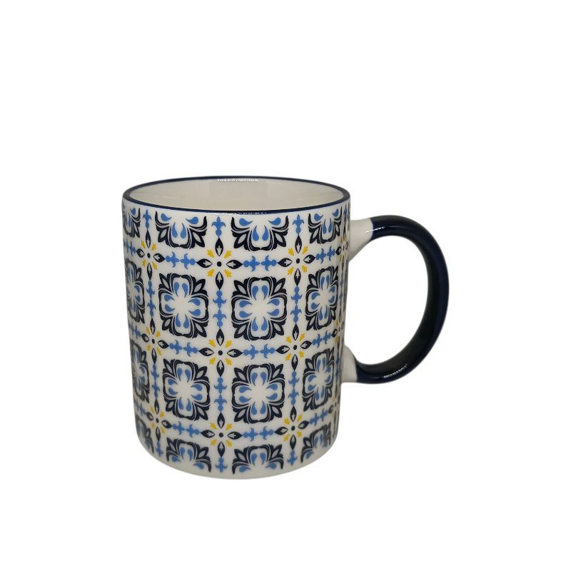 (اللون - شكل ( 4 ))