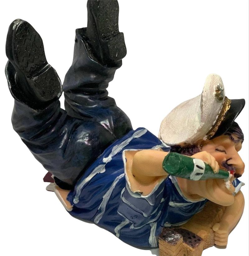 (اللون - شكل ( 6 ))